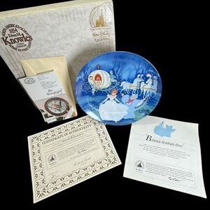 Walt Disney Cinderella Plate Bibbidi-Bobbidi-Boo Plate Edwin knowles 1988 COA